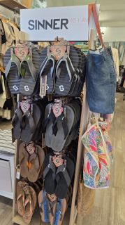 Boutique-2025-91.jpg